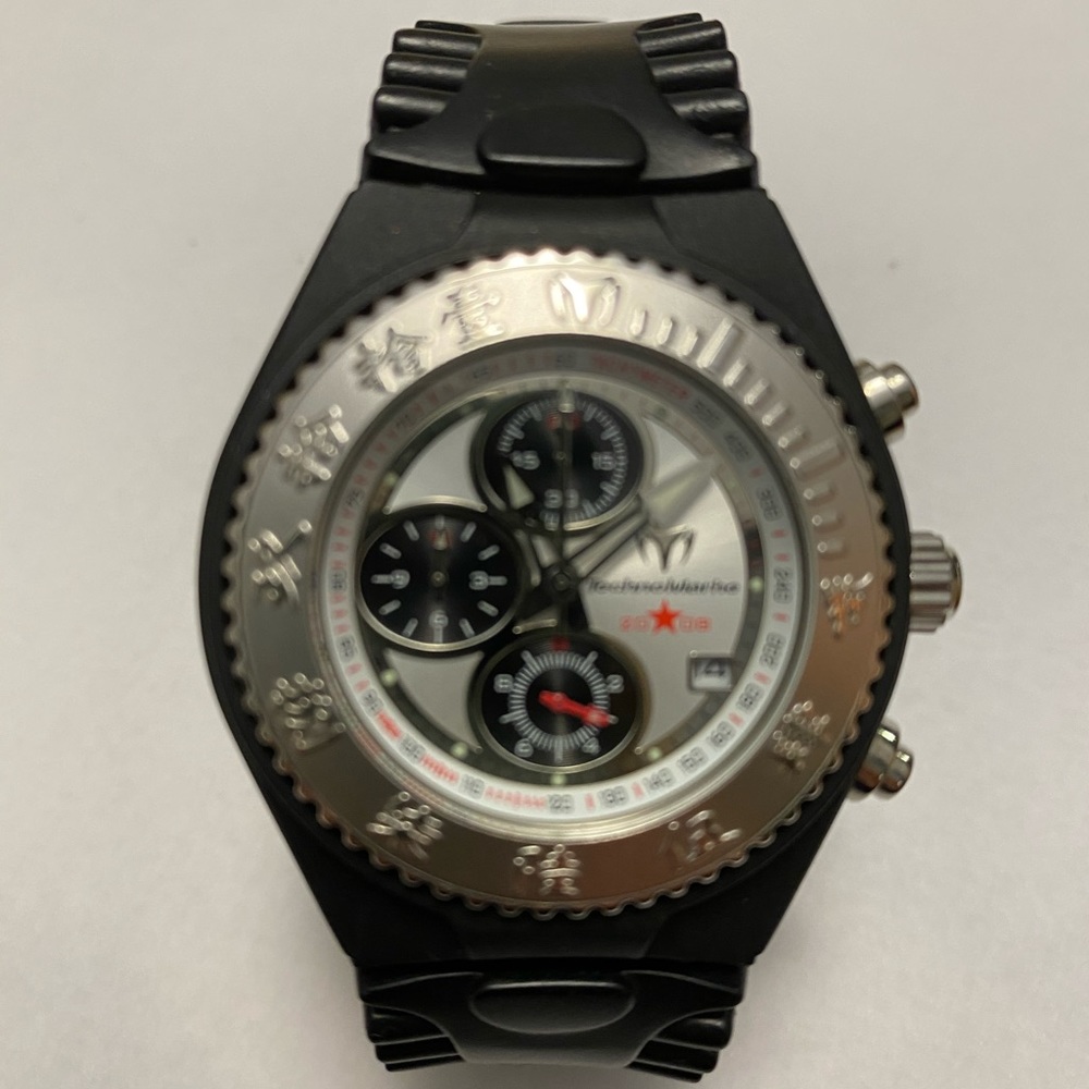 TechnoMarine watch exclusive edition in black.